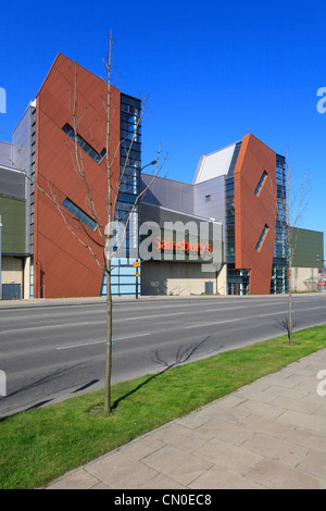 Esterno del supermercato Sainsbury's, Trinità a piedi, Wakefield, West Yorkshire, Inghilterra, Regno Unito. Foto Stock