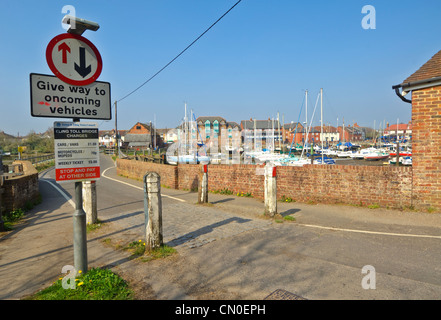 Ponte a pedaggio, Eling, vicino a Southampton, Hampshire, Regno Unito Foto Stock