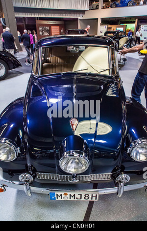 1938 Tatra Tipo 87 4berlina porta all'Mullin Museum di Oxnard in California Foto Stock