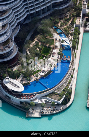 La piscina di 'L'Indirizzo centro di Dubai ' hotel in Dubai (Emirati Arabi Uniti) = l'indirizzo Downtown Burj Dubai. Foto Stock