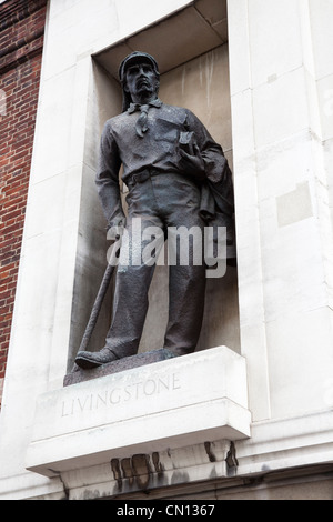 Livingstone statua sulla Royal Geographical Society building, LONDRA, REGNO UNITO Foto Stock