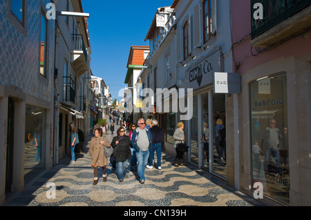 Rua Frederico Arizcun strada pedonale centrale di Cascais resort costiero vicino a Lisbona Portogallo Europa Foto Stock