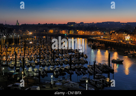 Francia, Seine Maritime, Dieppe, Porto Foto Stock