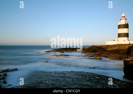 Hook Head Lighthouse Wexford in Irlanda Irish mare oceano atlantico gancio più antichi della penisola operativa intatto mondo di luce in tutto il mondo Foto Stock