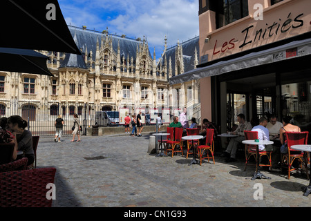 Francia, Seine Maritime, Rouen, il Palais de Justice, che una volta era la sede del Parlement (corte francese di legge) della Normandia Foto Stock