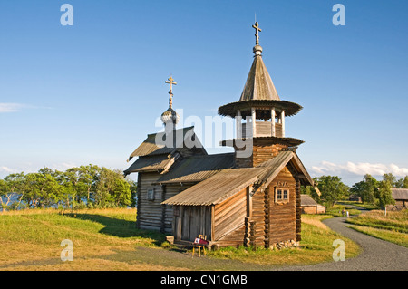 In Russia il Lago Onega Kizhi isola chiesa russo-ortodossa Cappella di San Michele Arcangelo (17/18secolo) Foto Stock