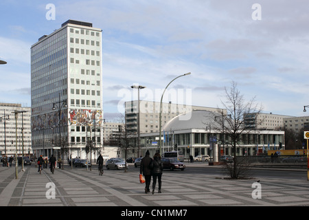 Il Centro Congressi di Berlino BCC Haus des Lehrers Alexanderplatz Foto Stock