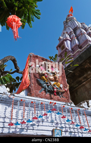 Ganesh tempio indù serbatoio Banganga Malabar Hill Mumbai Bombay in India Foto Stock