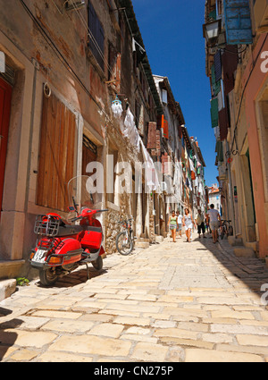 Old Street nella città di Rovigno Foto Stock