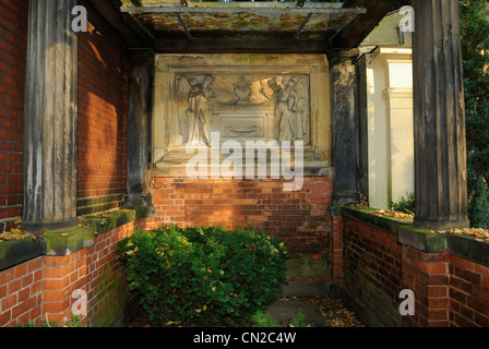 Tomba di Martin Gropius, 1824 - 1880, un architetto tedesco e al capomaestro, cimitero, Kreuzberg di Berlino, Germania, Europa Foto Stock