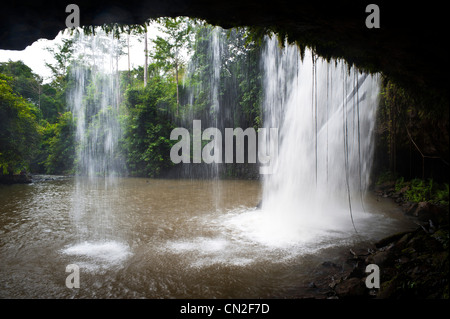 In Cambogia, in provincia di Ratanakiri, vicino Banlung (Ban polmonari), Katieng Waterfall Foto Stock