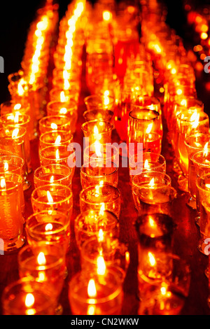 Candele votive, close up Foto Stock