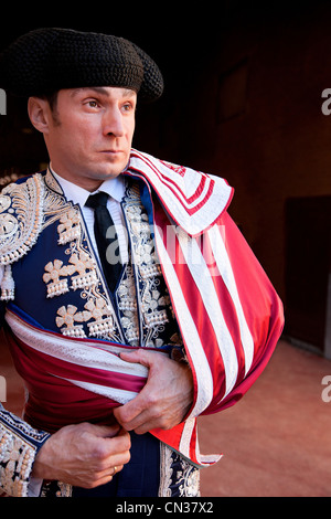 Torero indossando abiti tradizionali alla cerimonia di apertura, arena Las Ventas di Madrid Foto Stock