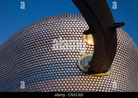 Inghilterra, Birmingham, dal grande magazzino Selfridges a Bullring Shopping Mall, progettato da sistemi futuri Foto Stock