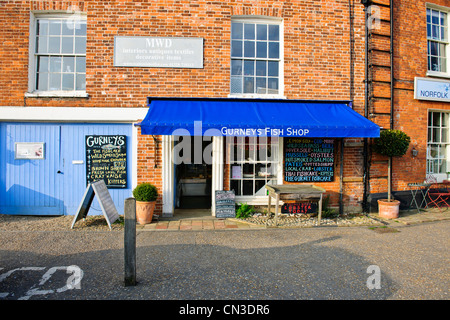 Burnham mercato,rinomato ristorante,pub,B & B,Hoste bracci,negozi,verde villaggio,case in stile Georgiano,vicino al mare,North Norwich,Inghilterra Foto Stock