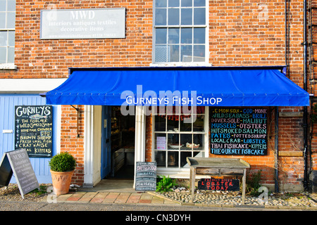 Burnham mercato,rinomato ristorante,pub,B & B,Hoste bracci,negozi,verde villaggio,case in stile Georgiano,vicino al mare,North Norwich,Inghilterra Foto Stock