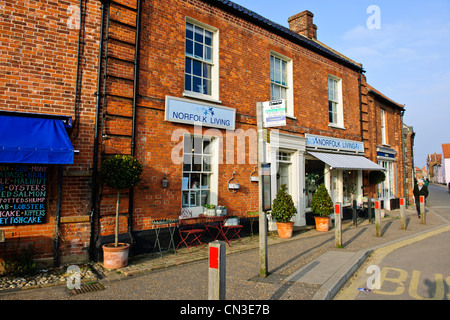 Burnham mercato,rinomato ristorante,pub,B & B,Hoste bracci,negozi,verde villaggio,case in stile Georgiano,vicino al mare,North Norwich,Inghilterra Foto Stock