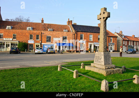 Burnham mercato,rinomato ristorante,pub,B & B,Hoste bracci,negozi,verde villaggio,case in stile Georgiano,vicino al mare,North Norwich,Inghilterra Foto Stock