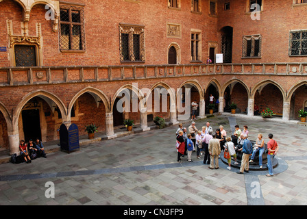 Polonia, Piccola Polonia regione, Cracovia, città vecchia (Stare Miasto) elencati come patrimonio mondiale dall' UNESCO, il cortile del Collegium Foto Stock