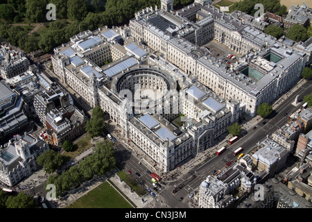 Vista aerea del Tesoro edifici, l'FCO, uffici governativi del Cabinet Office, Whitehall Foto Stock