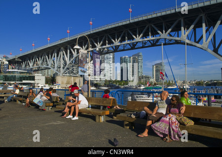 Canada, British Columbia, Vancouver Downtown vista dal quartiere renovat di Granville Island Foto Stock