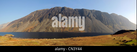 Wastwater immagine panorama nel Lake District inglese UK Foto Stock