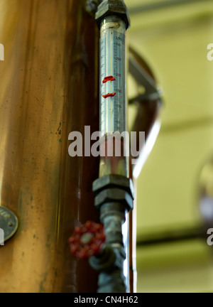 Francia, caratteristica: Margeon illumina il vino, dispositivo di misurazione Foto Stock