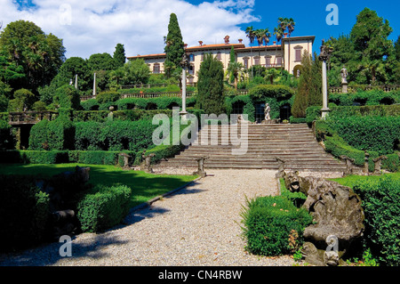 Italia Piemonte Verbania Pallanza San Remigio Villa giardino all italiana Foto Stock