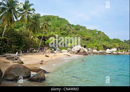 La Colombia, Dipartimento di Magdalena, Tayrona Parco Nazionale (Parque Nacional Tayrona) fondata nel 1969, la piscina spiaggia Foto Stock