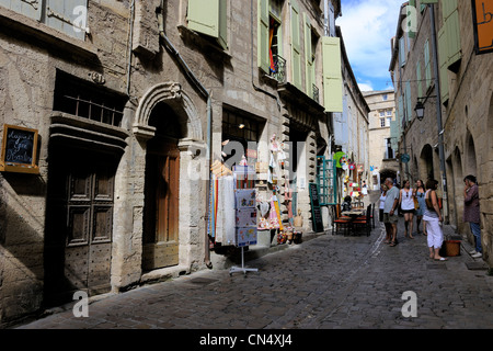 Francia, Herault, Pezenas, la città vecchia, la Rue de la Foire (Fair street) Foto Stock