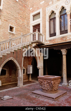 L'Italia, Veneto, Venezia, elencato come patrimonio mondiale dall'UNESCO, la zona di San Marco, Palazzo Ca' d'Oro, Giogio Franchetti fondation Foto Stock