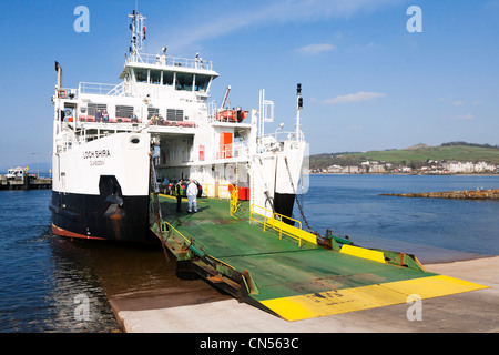 MV Loch Shira, il Largs all'Isola di Cumbrae traghetto, Ayeshire del Nord, Scozia. Foto Stock