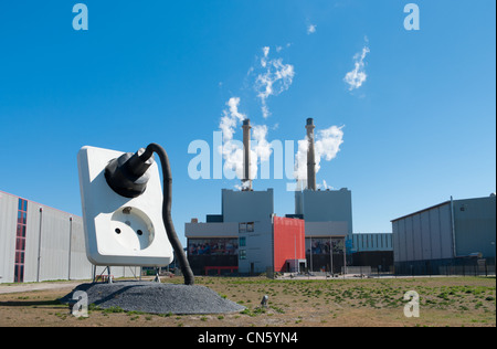 Impianto di alimentazione con un gigante di uscita nella parte anteriore Foto Stock