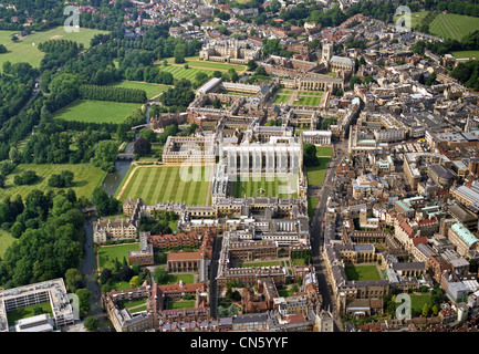 Vista aerea di Cambridge, mostrando il Kings College e il fiume Cam Foto Stock