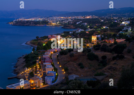 Agios Nikolaos di sera. Creta. Grece. Foto Stock