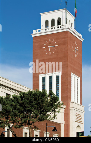 Europa Italia Abruzzo Pescara della torre del municipio Foto Stock