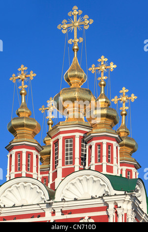L'over-the-Gate Chiesa della Trasfigurazione (1683-1685) del Convento Novodevichy a Mosca, Russia Foto Stock