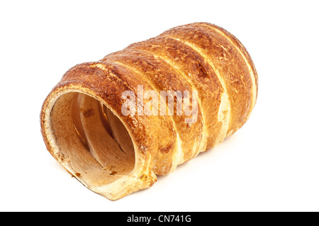 Grande vuoto Cannolo sfoglia su sfondo bianco Foto Stock