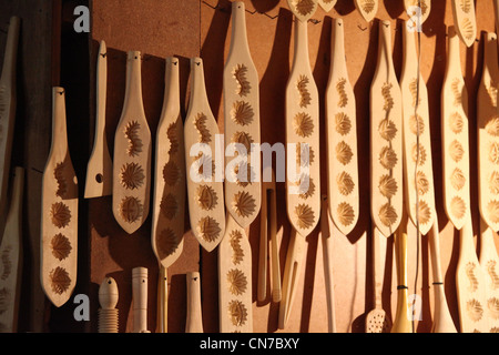 Marocchino in legno Utensili da cucina Foto Stock