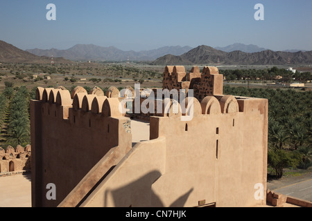 Das Schloss von Jabrin oder Schloss von Jabreen ist ein auch als Fort bezeichnetes Wohnschloss aus dem Mittelalter in der Wüste Foto Stock