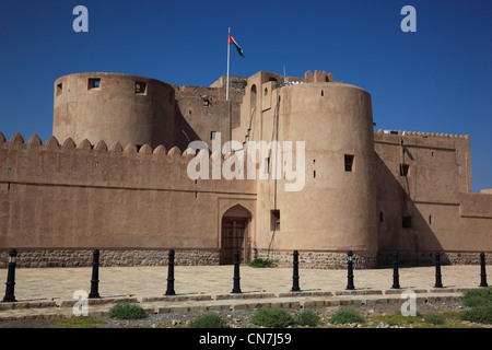 Das Schloss von Jabrin oder Schloss von Jabreen ist ein auch als Fort bezeichnetes Wohnschloss aus dem Mittelalter in der Wüste Foto Stock