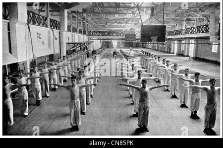 1917 Palestra Instruction Naval Training Station Newport Rhode Island, Stati Uniti d'America. La marina degli Stati Uniti WWI naval reclute Foto Stock