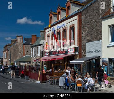 Francia, Manche, Barfleur, etichettati Les Plus Beaux Villages de France (i più bei villaggi di Francia), granito locale Foto Stock