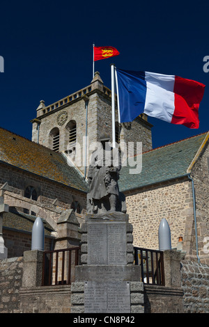 Francia, Manche, Barfleur, etichettati Les Plus Beaux Villages de France (i più bei villaggi di Francia), Memoriale di guerra Foto Stock