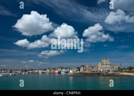 Francia, Manche, Barfleur, etichettati Les Plus Beaux Villages de France (i più bei villaggi di Francia), porto di pesca Foto Stock