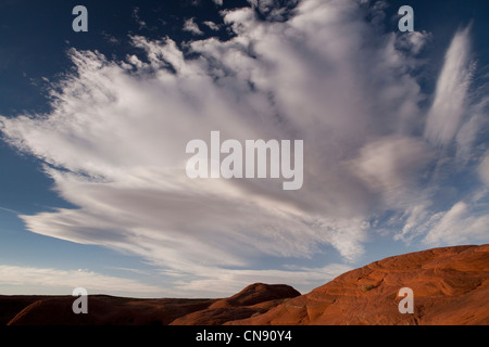 Buche presso il Dance Hall Rock, al tramonto - Grand Staircase-Escalante monumento nazionale, Utah Foto Stock