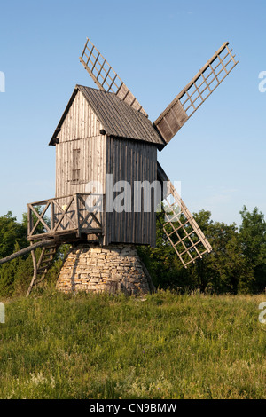 Estonia (Paesi Baltici), Regione Saare, Muhu Island, il mulino a vento Foto Stock