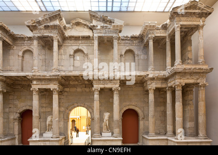 Germania Berlino, il Museo Island, Pergamon Museum (Pergamonmuseum), porta al mercato di Mileto (antica città greca si trova Foto Stock