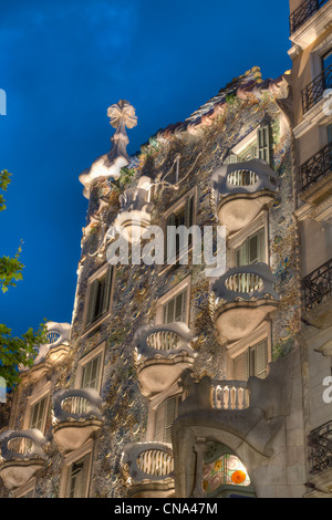 In Spagna, in Catalogna, Barcellona, quartiere Eixample, la Casa Battlo (Casa Battlo) dall'architetto Antoni Gaudi a 43 Passeig de Foto Stock