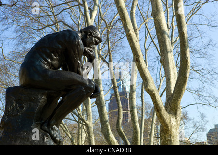 Il pensatore scultura, il Museo Rodin offre lavoro di scultura Agosto Rodin, costruito 1929 da Jules Mastbaum, Philadelphia, PA Foto Stock